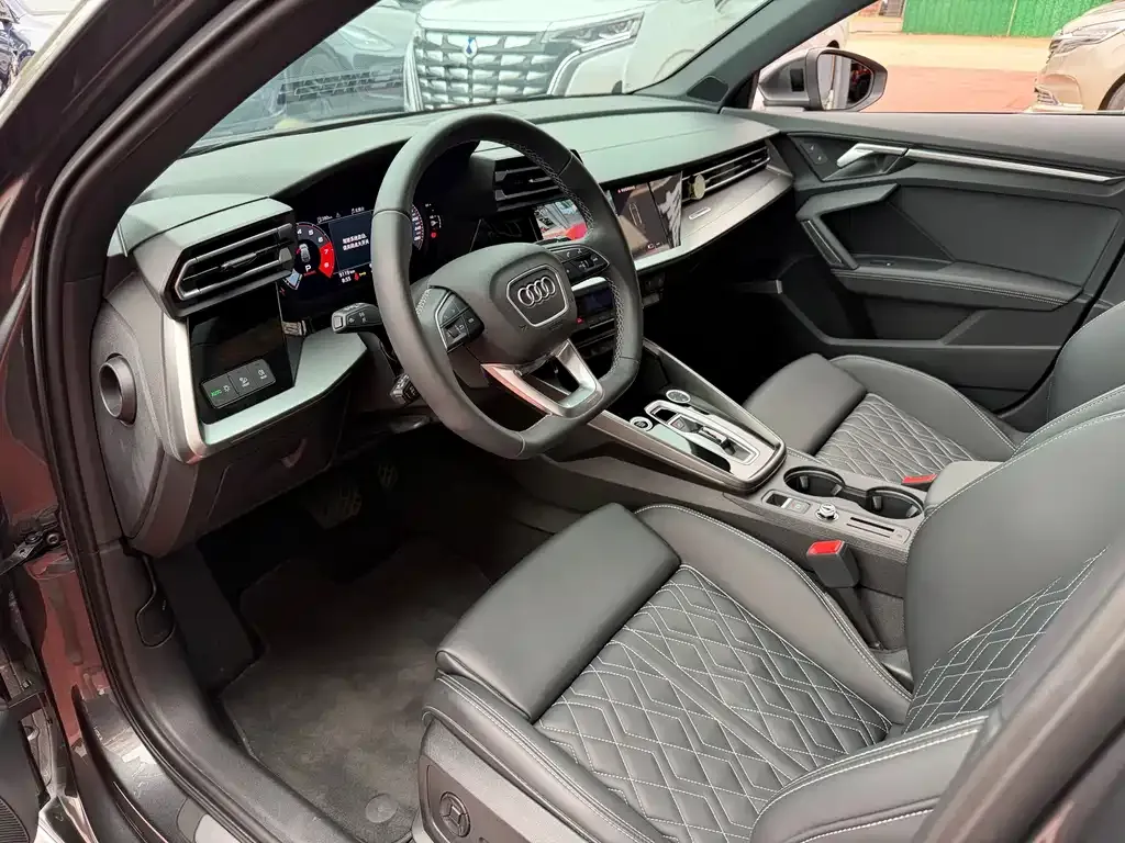Audi A3 — фото 3
