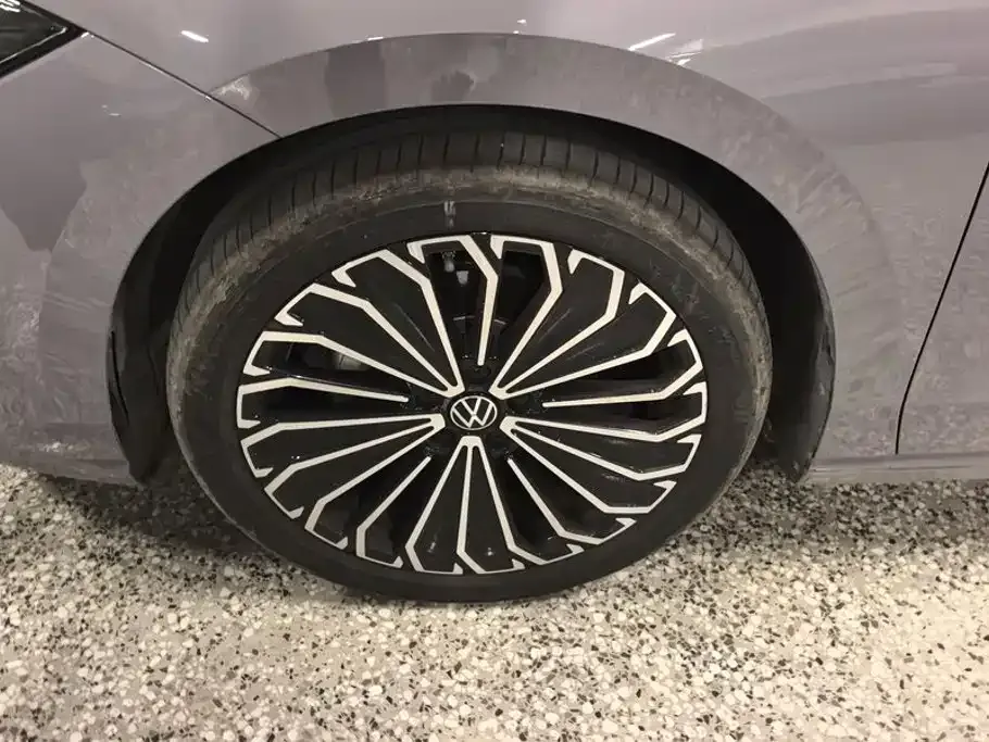 Volkswagen Passat — фото 3