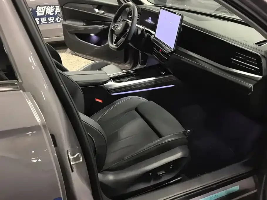 Volkswagen Passat — фото 7