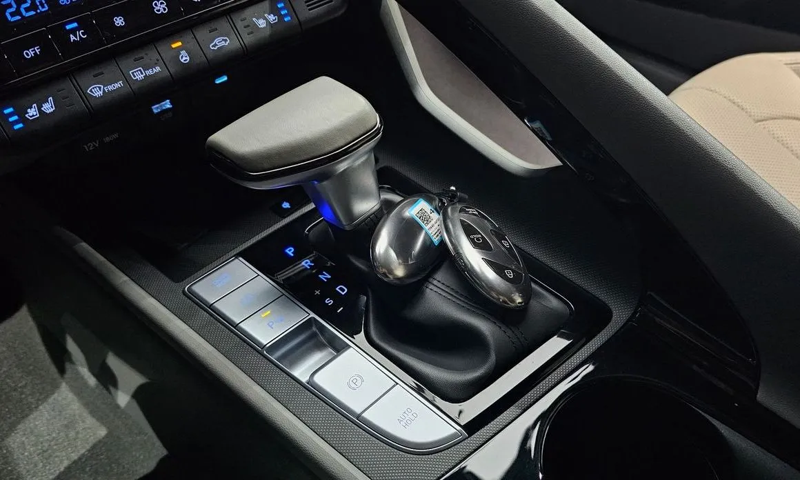 Hyundai AVANTE — фото 2