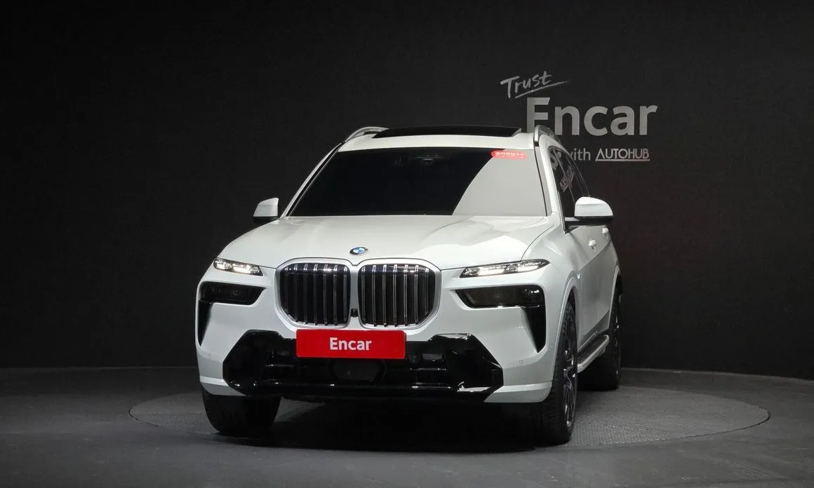 BMW X7 — фото 2