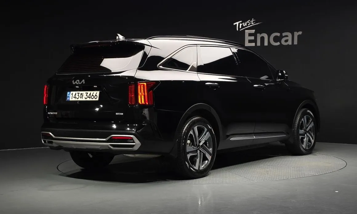 Kia Sorento — фото 5