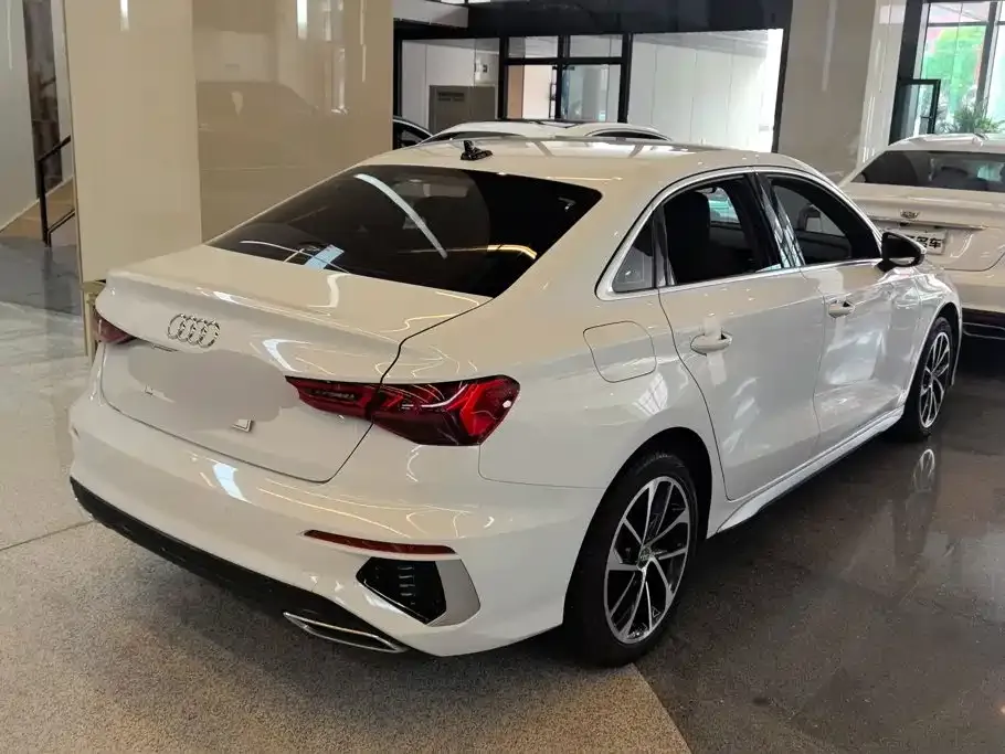 Audi A3 — фото 10