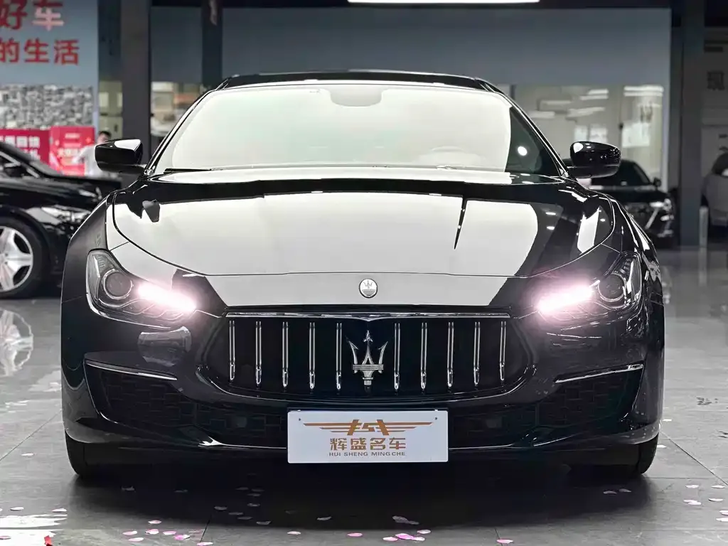 Maserati Ghibli — фото 9