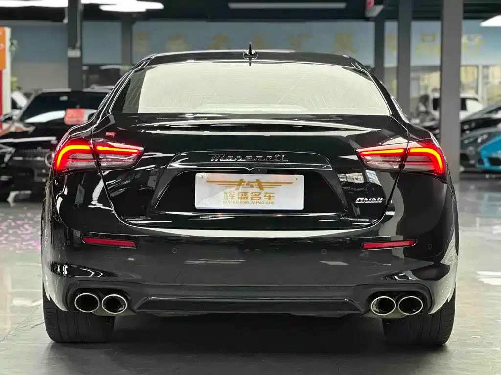 Maserati Ghibli — фото 8