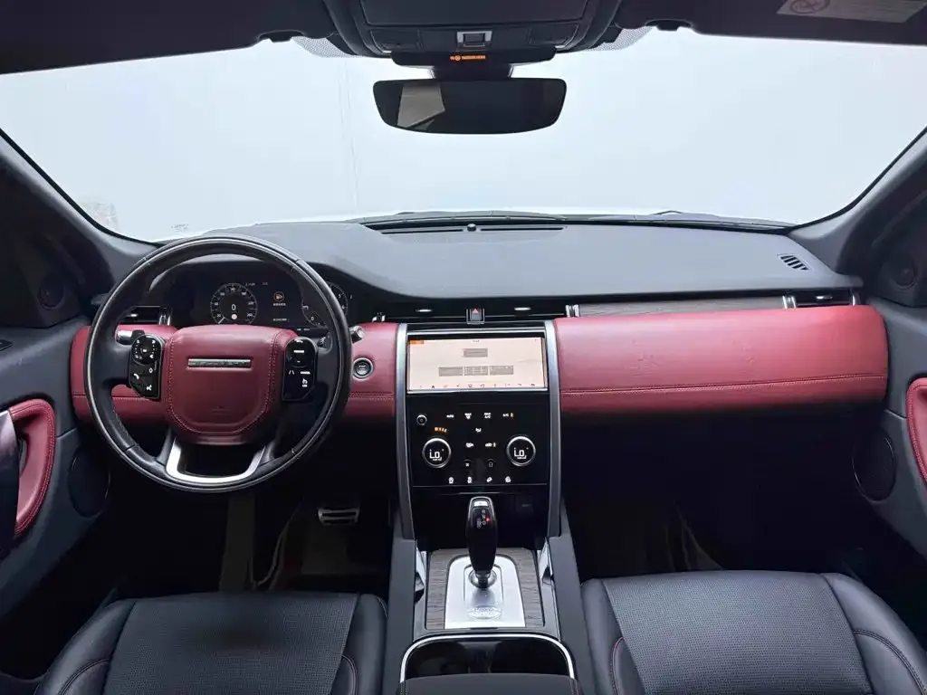 Land Rover Discovery Sport — фото 10