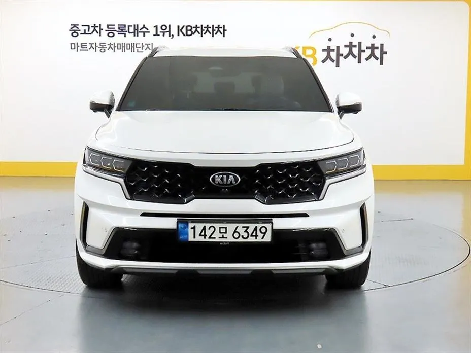 Kia Sorento — фото 1