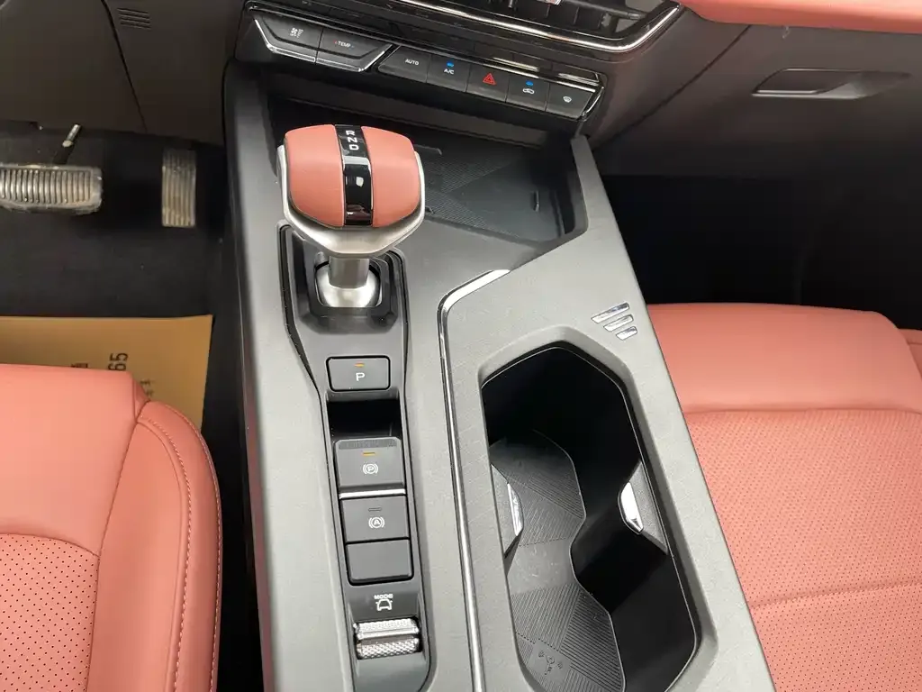Changan X5 PLUS — фото 4