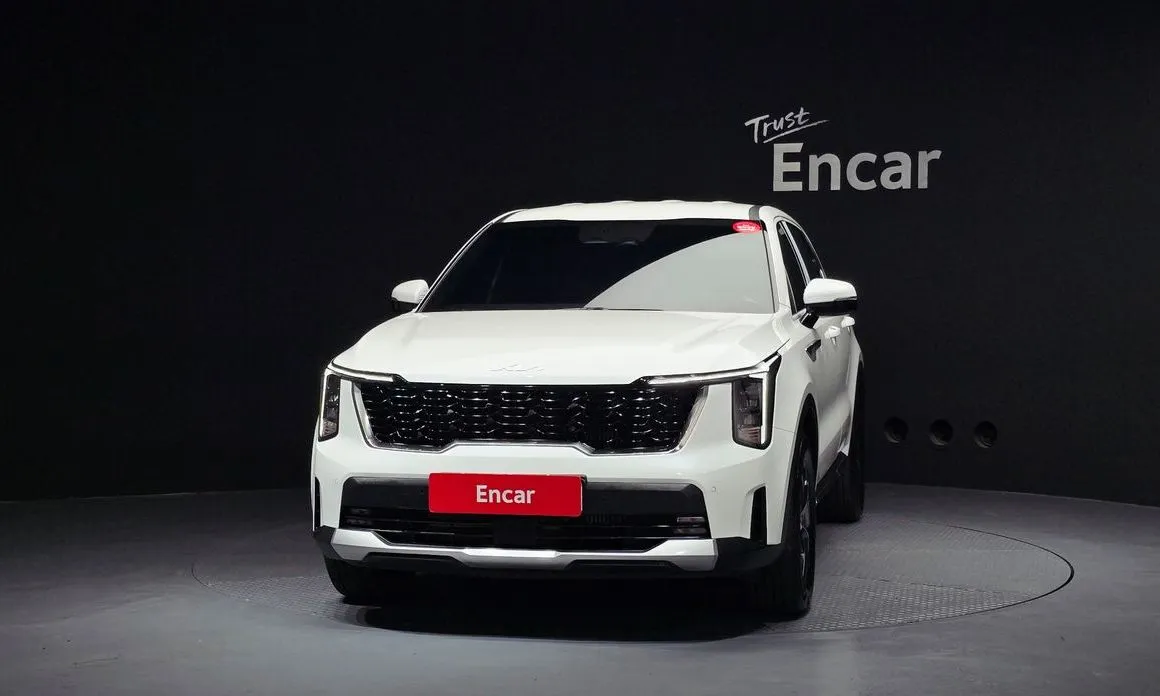 Kia Sorento — фото 6