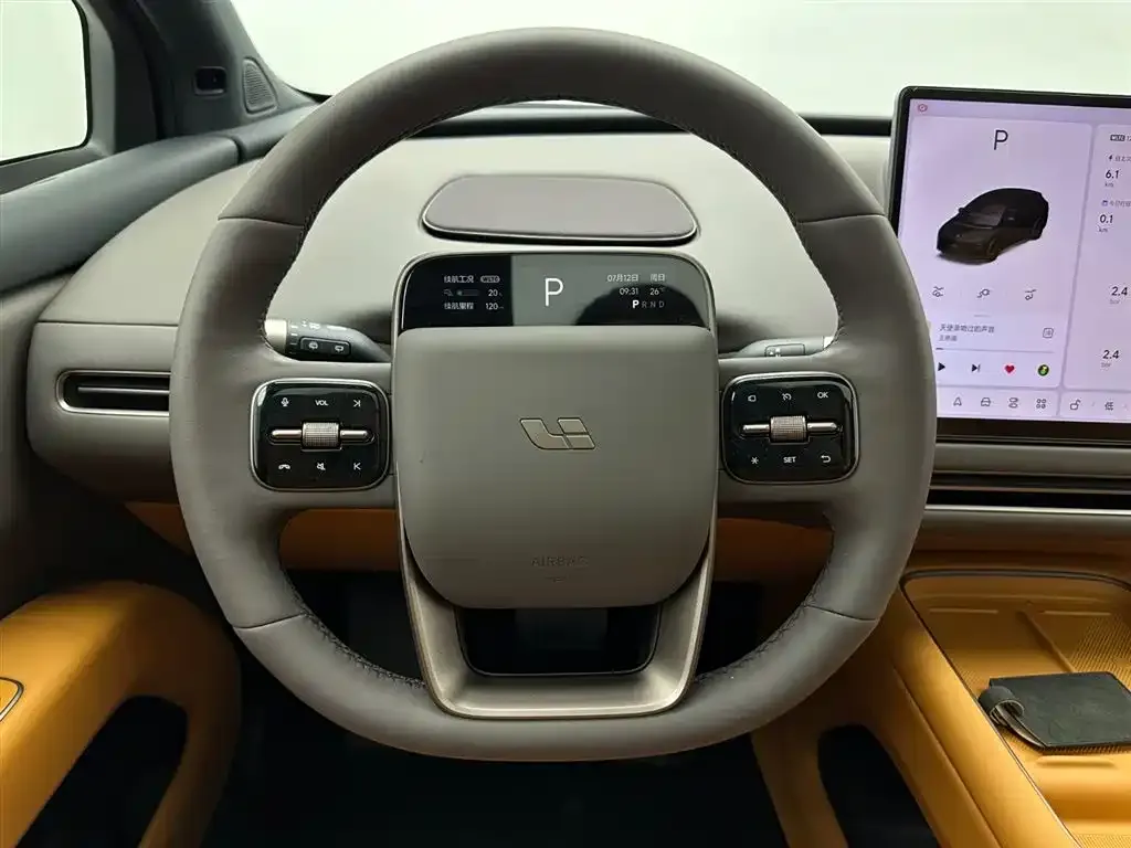 Li Auto i6 — фото 10