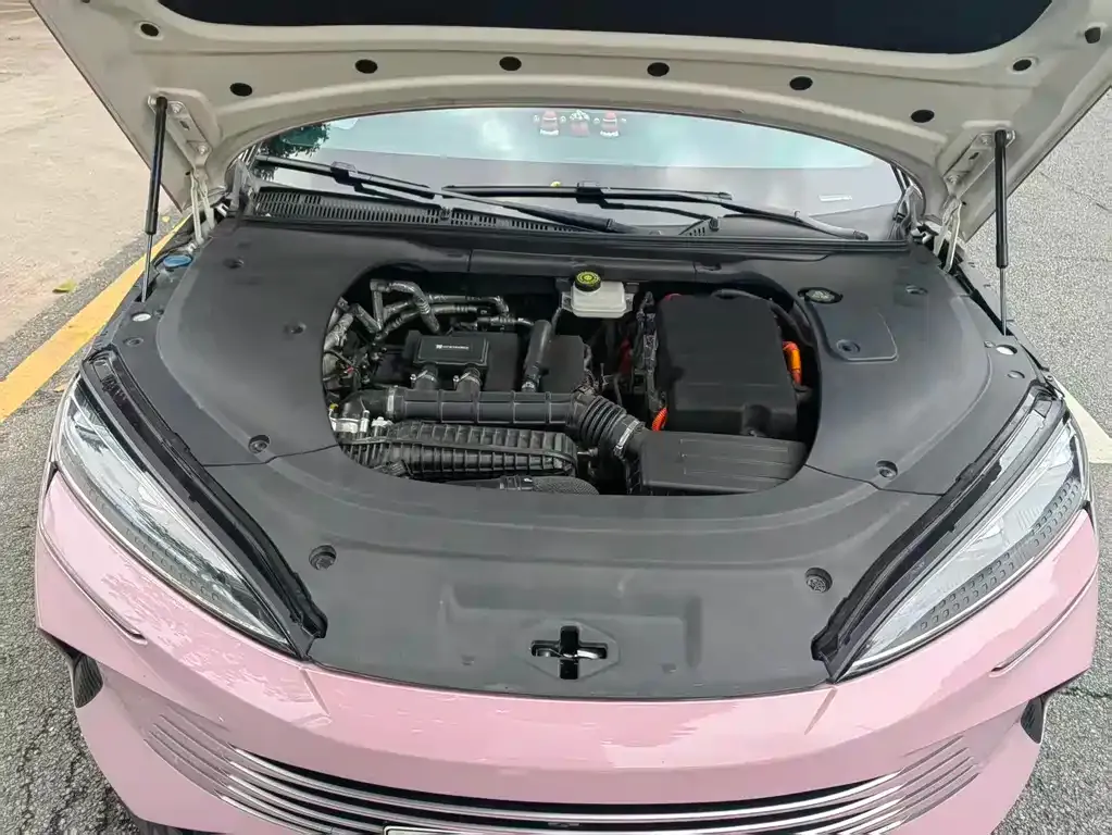 BYD Seal 07 DM-i — фото 8