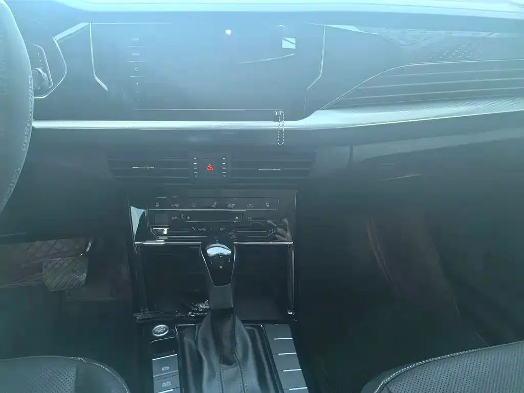 Volkswagen Passat — фото 10