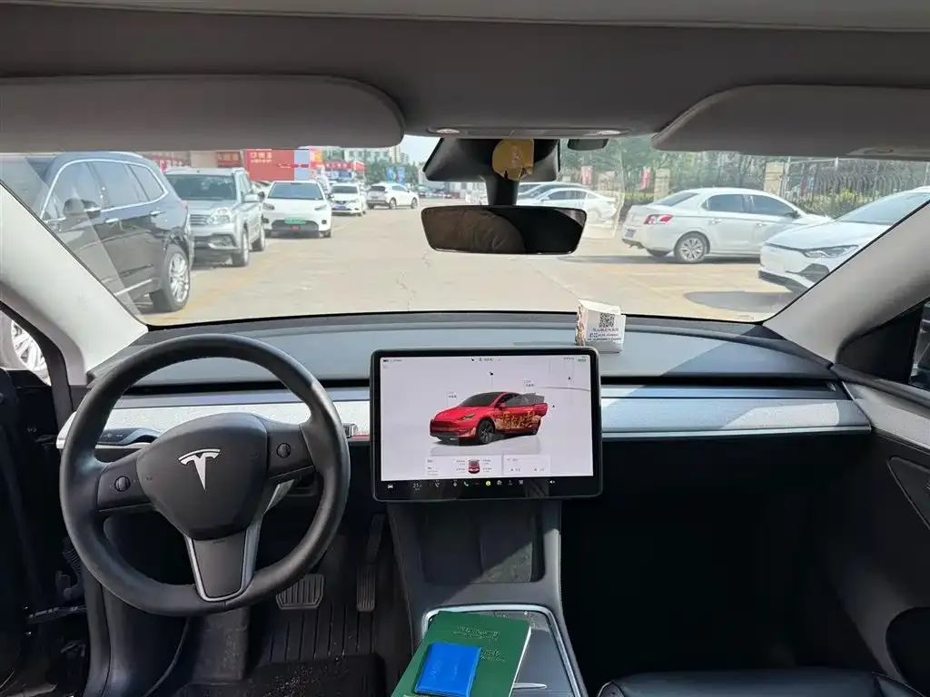 Tesla Model Y — фото 4