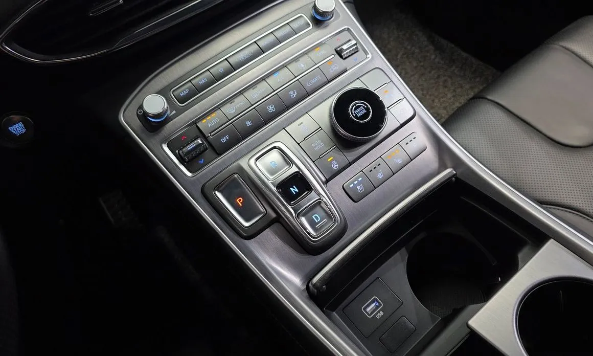 Hyundai Santafe — фото 6