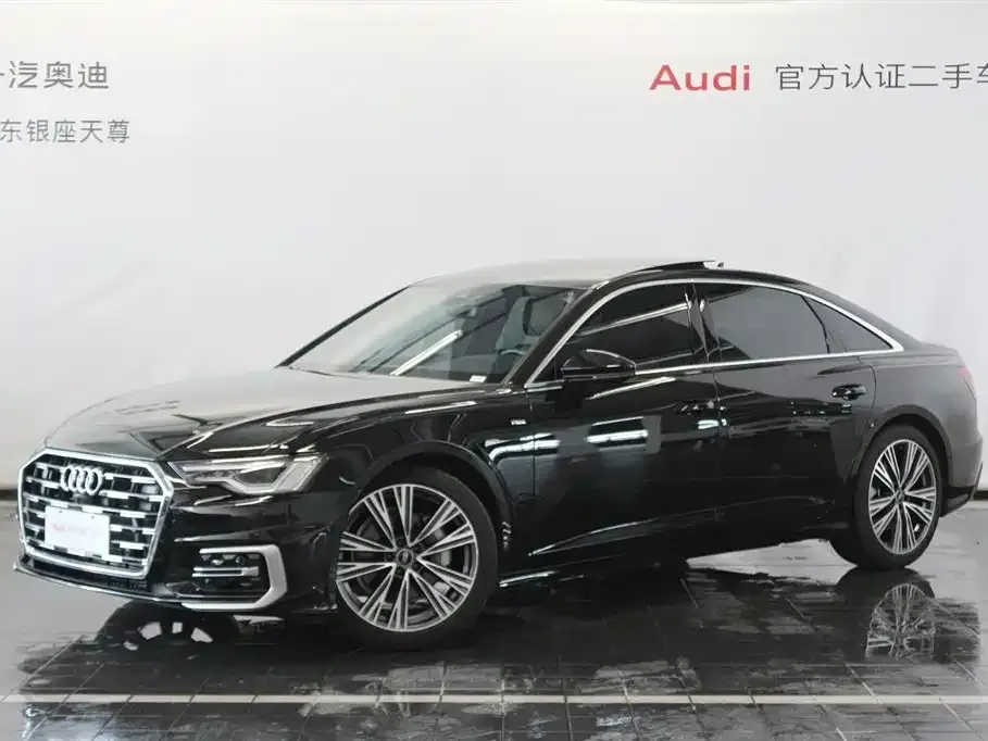 Audi A6L — фото 1