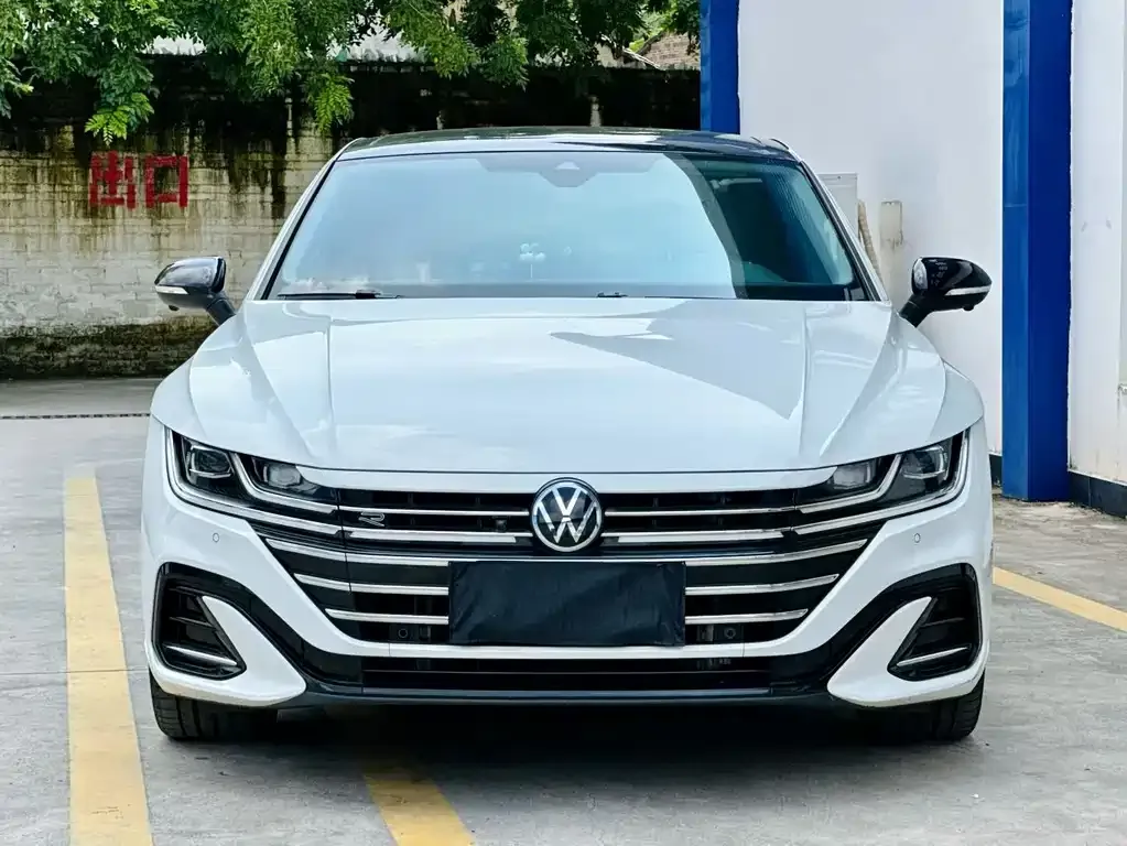 Volkswagen CC — фото 6