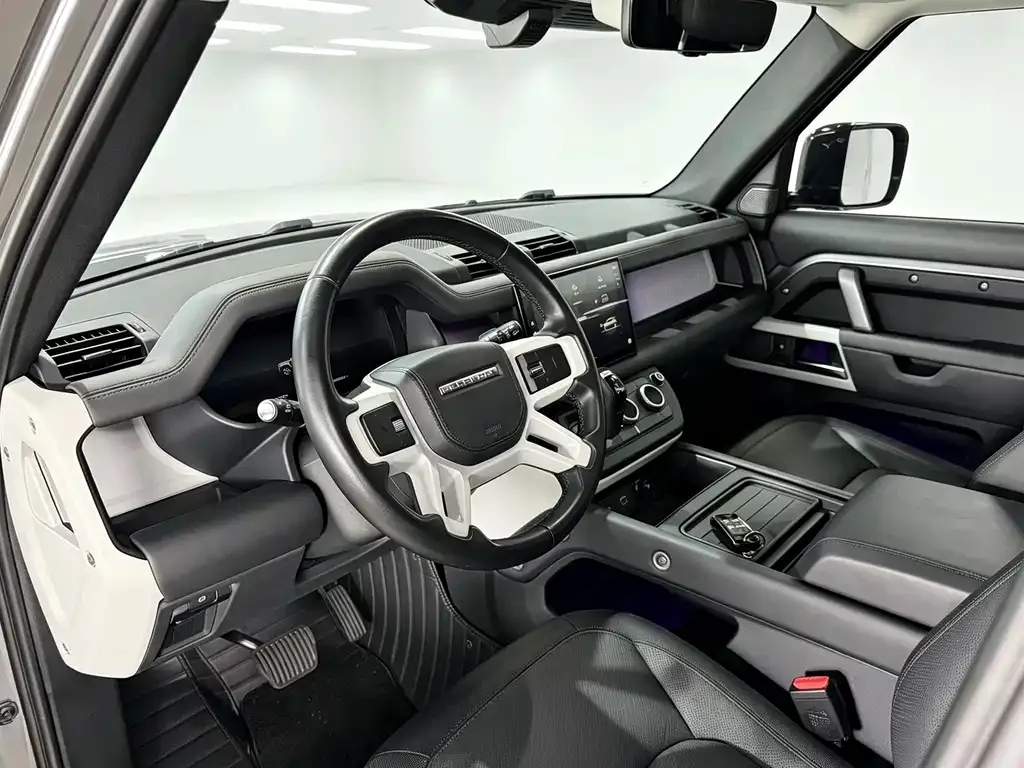 Land Rover Defender — фото 4