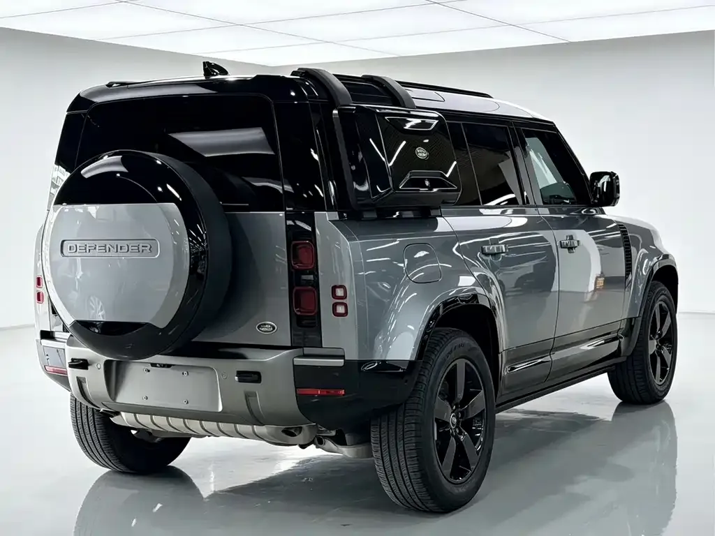 Land Rover Defender — фото 8