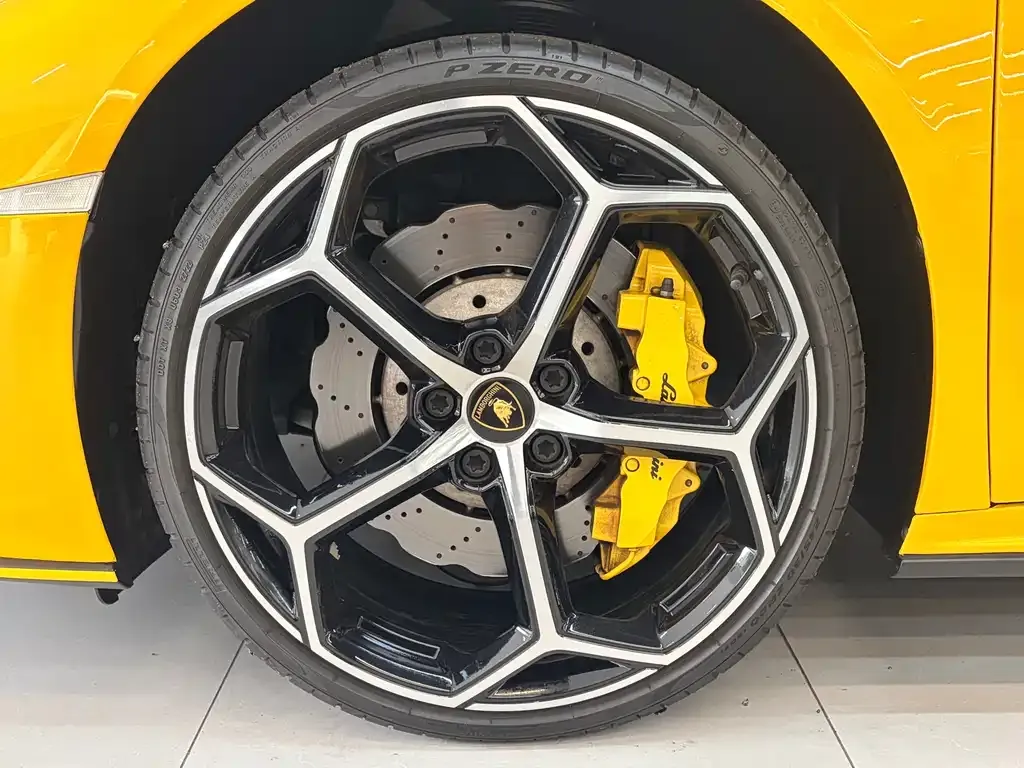 Lamborghini Huracan — фото 8