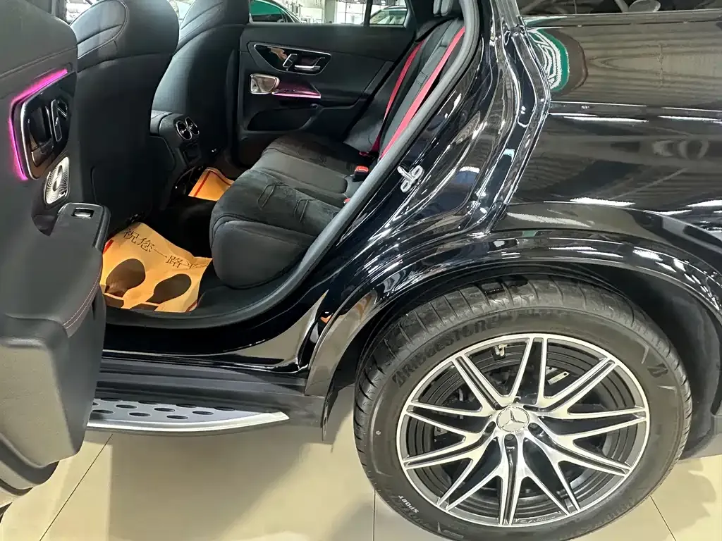 Mercedes-Benz GLC AMG — фото 6
