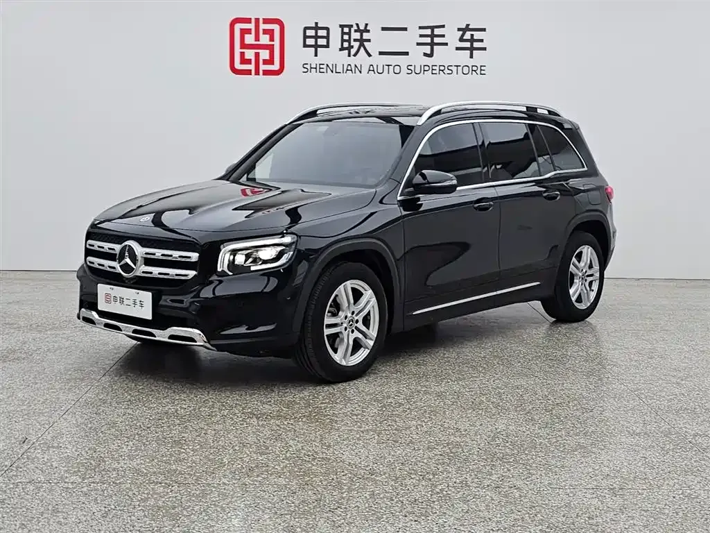 Mercedes-Benz GLB — фото 1