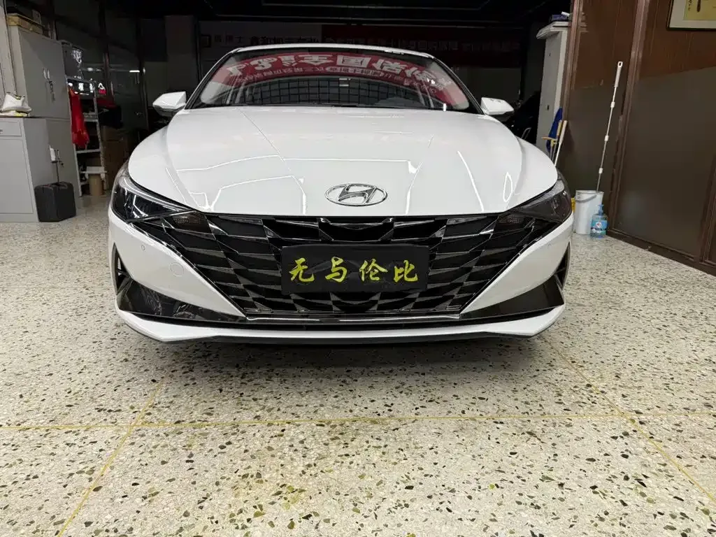 Hyundai Elantra — фото 6