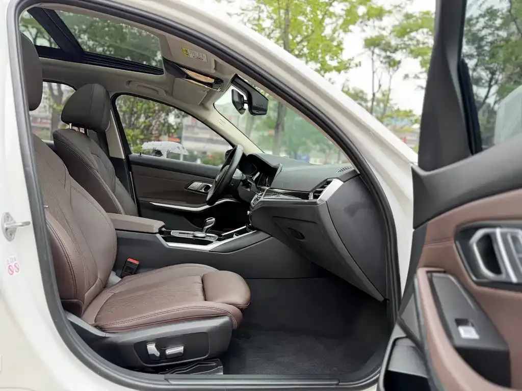 BMW 3 Series — фото 10