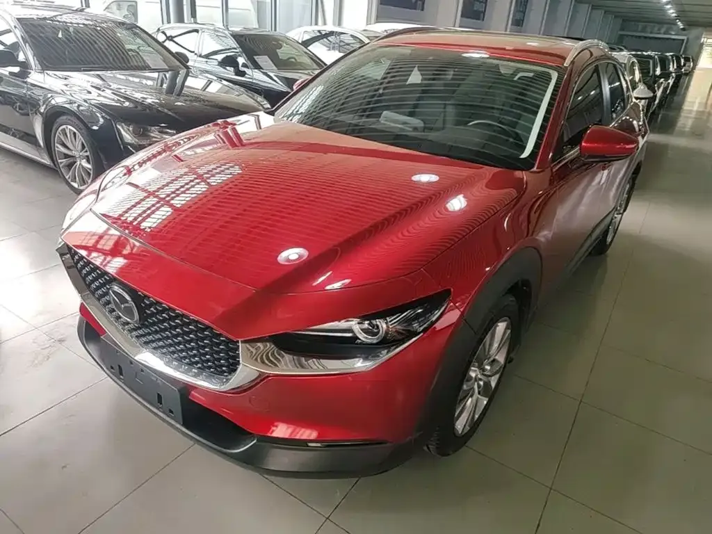 Mazda CX-30 — фото 1