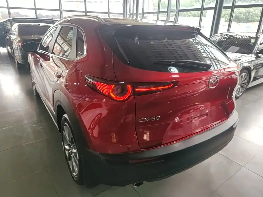 Mazda CX-30 — фото 7