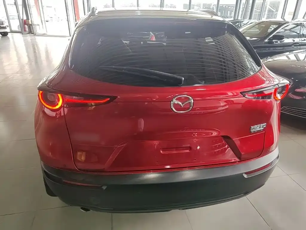 Mazda CX-30 — фото 4