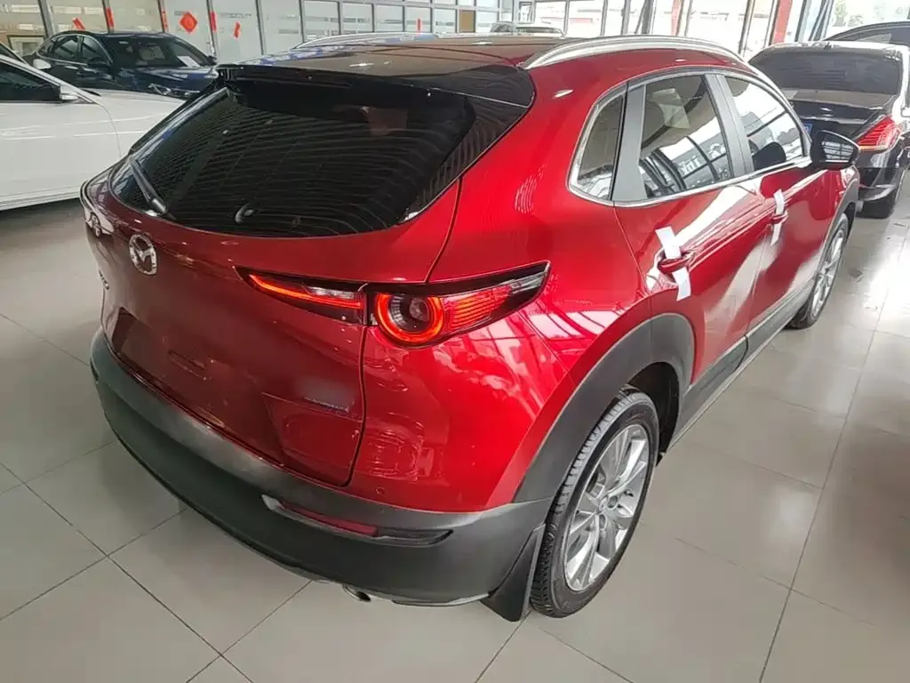 Mazda CX-30 — фото 10