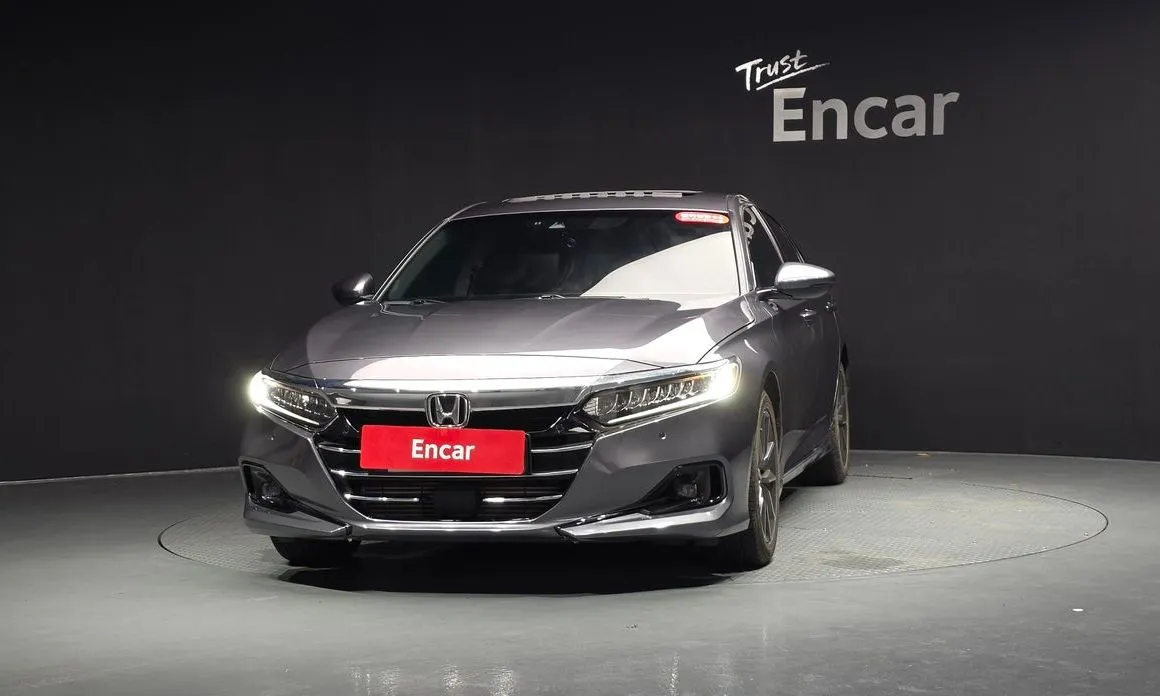 Honda Accord — фото 6
