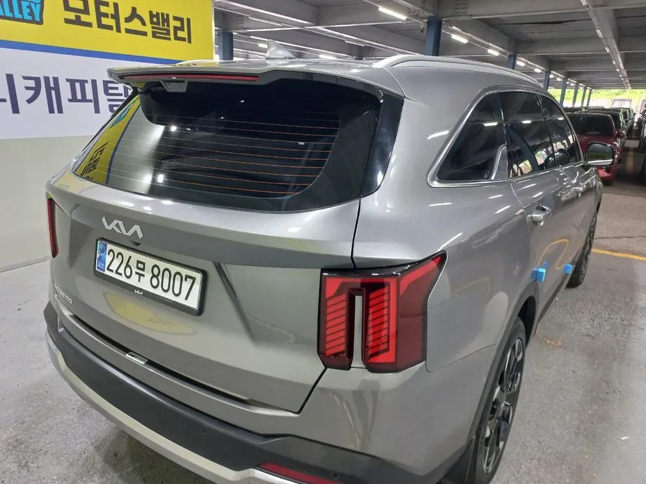 Kia Sorento — фото 10