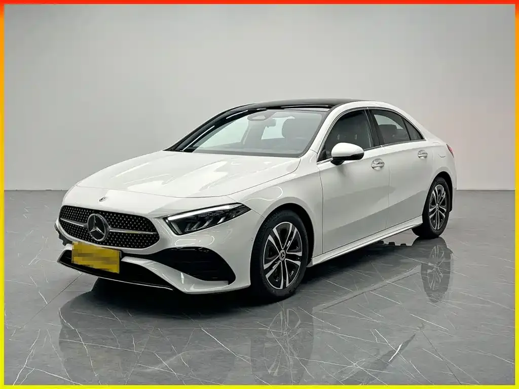 Mercedes-Benz A-Class — фото 1