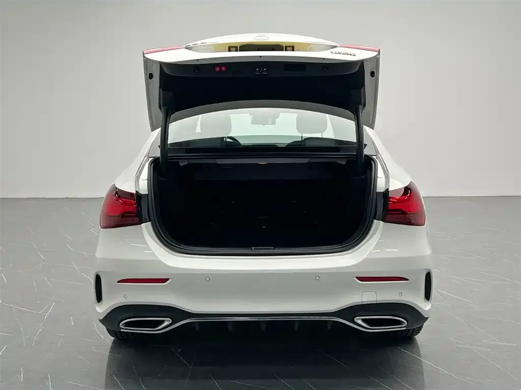 Mercedes-Benz A-Class — фото 10