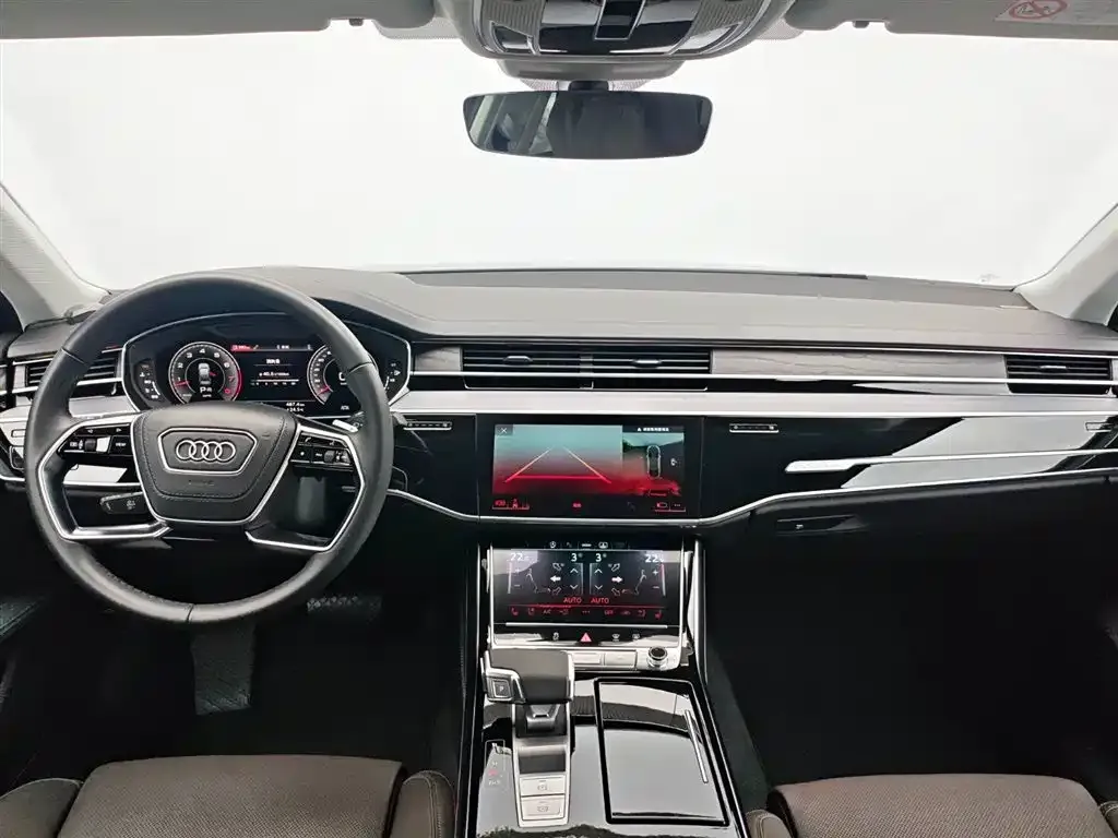 Audi A8 — фото 10