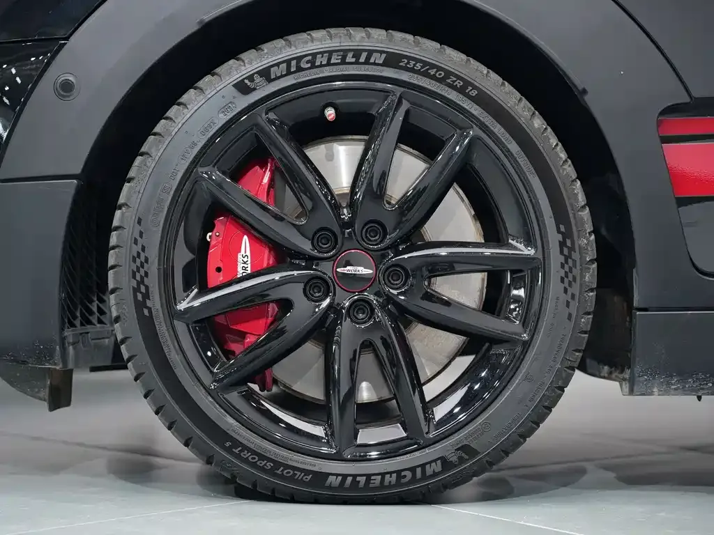 MINI Clubman JCW 2022 из CN, фото 10
