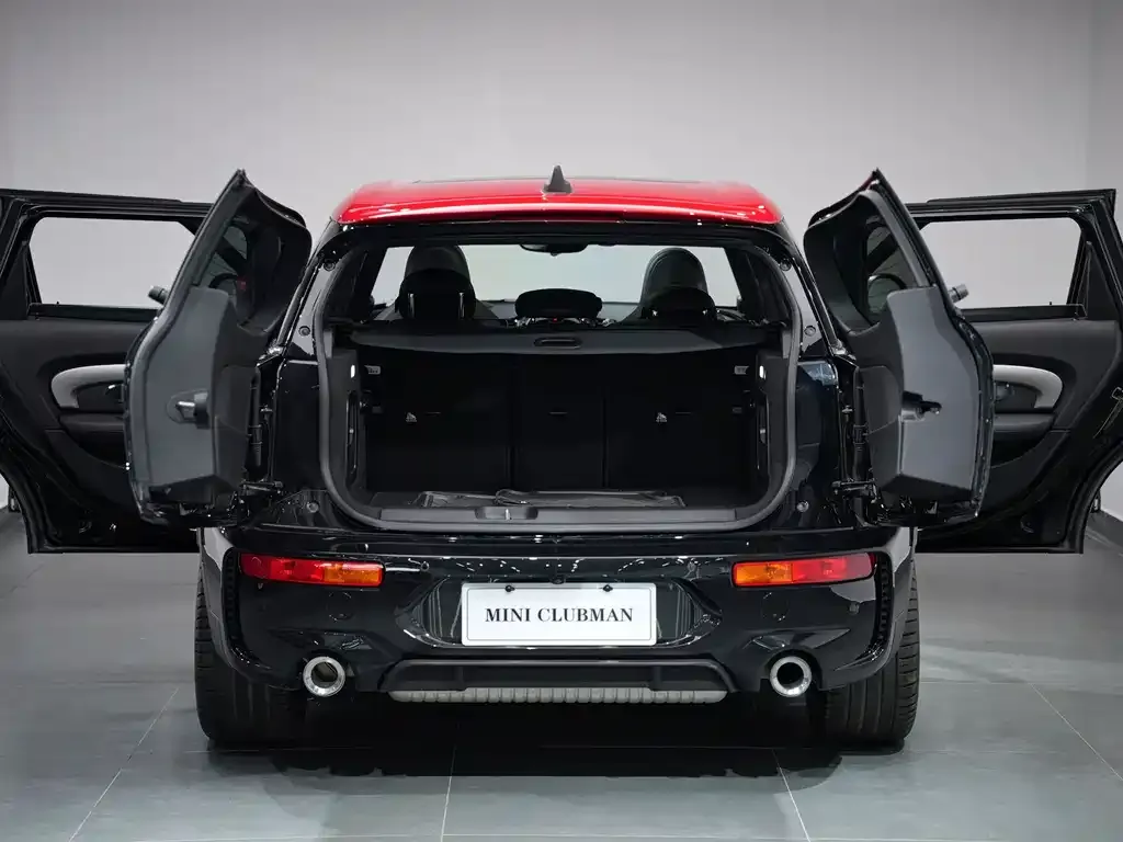 MINI Clubman JCW 2022 из CN, фото 2