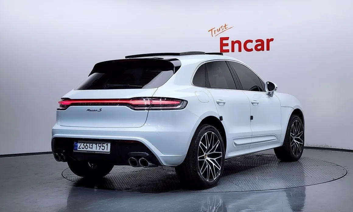 Porsche Macan — фото 5
