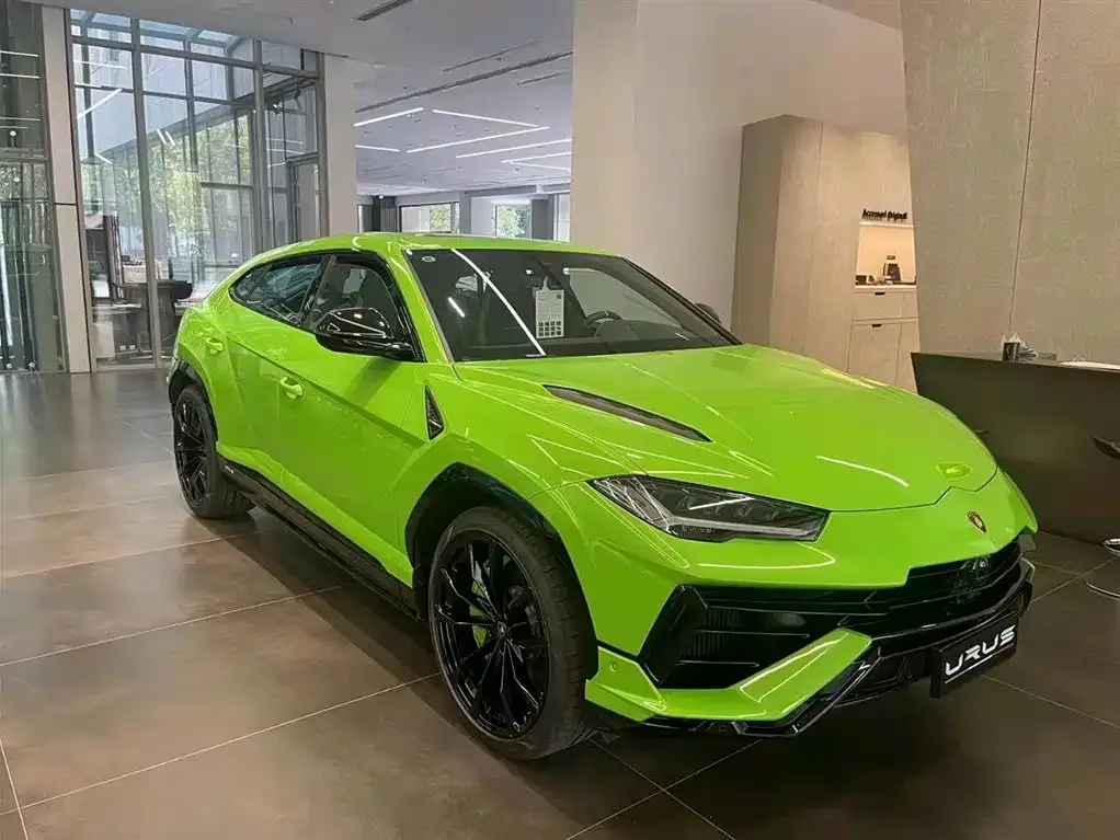Lamborghini Urus — фото 8