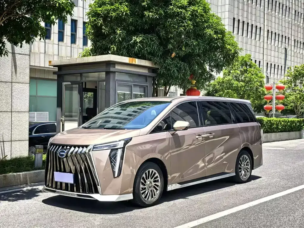 GAC Motor Trumpchi M8 — фото 1