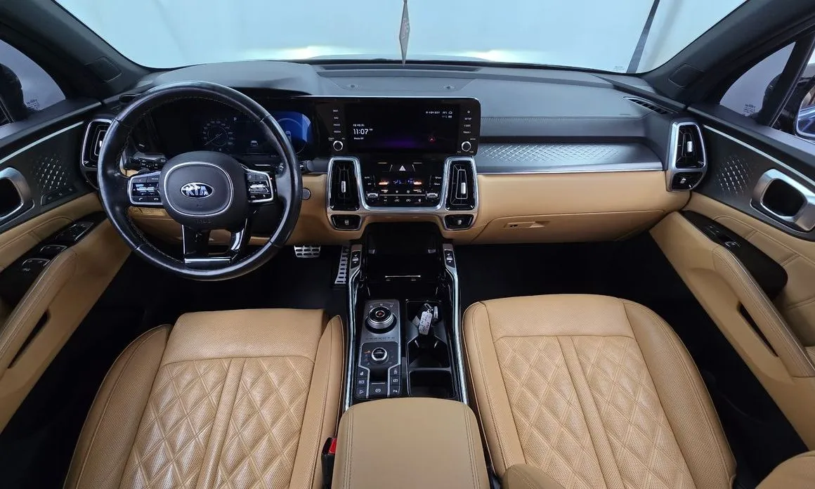 Kia Sorento — фото 6