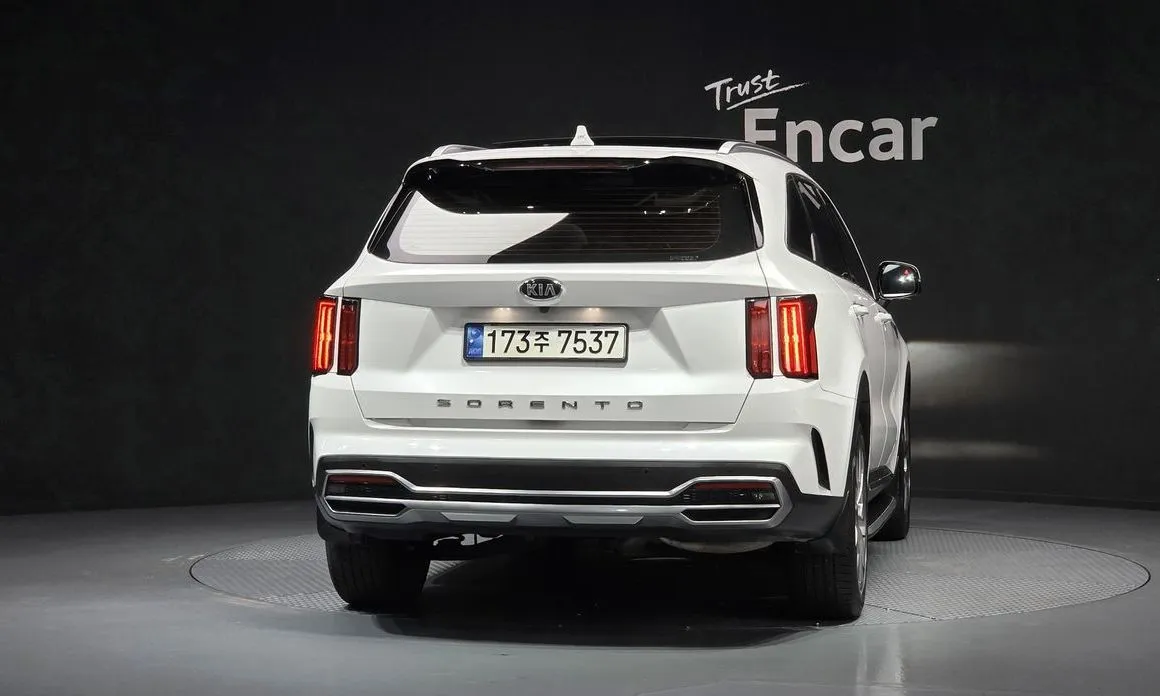 Kia Sorento — фото 2