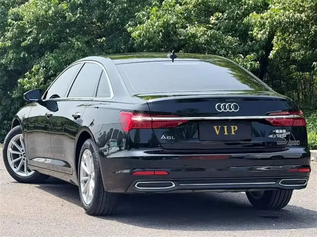 Audi A6L — фото 9