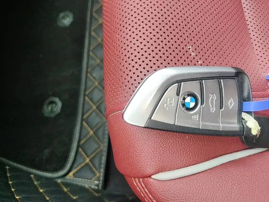 BMW 5 Series — фото 4