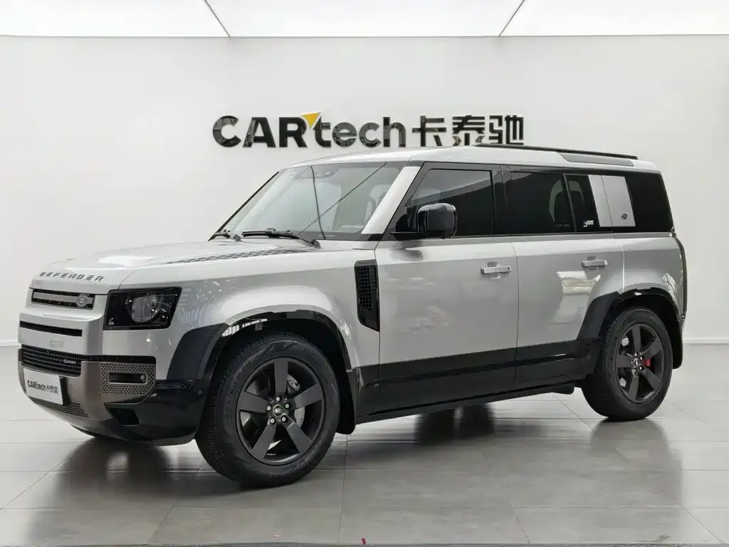 Land Rover Defender — фото 1