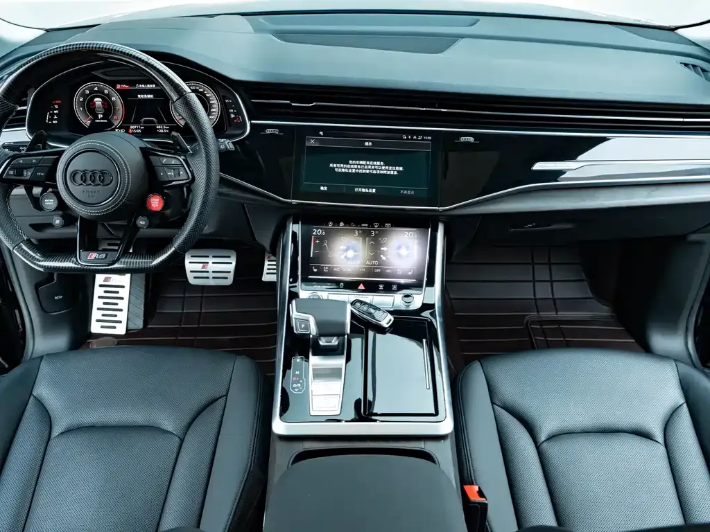 Audi Q8 2022 из CN, фото 6
