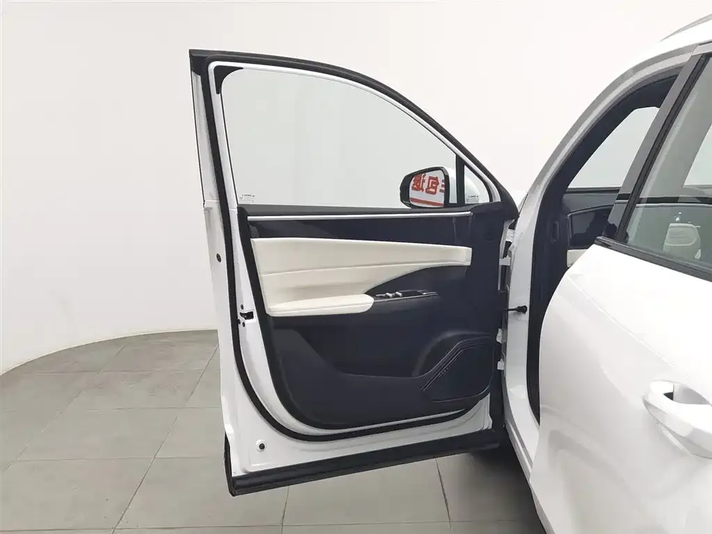 Geely Galaxy L7 — фото 4