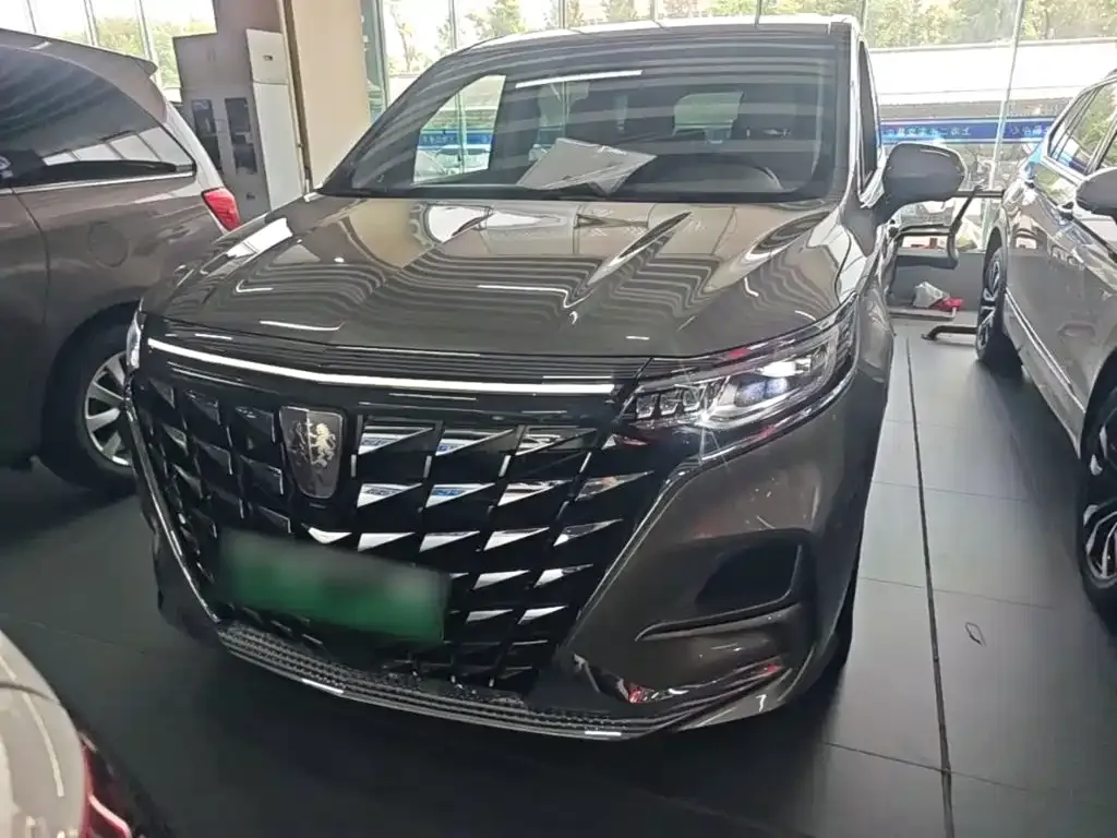Roewe iMAX8 New Energy — фото 10