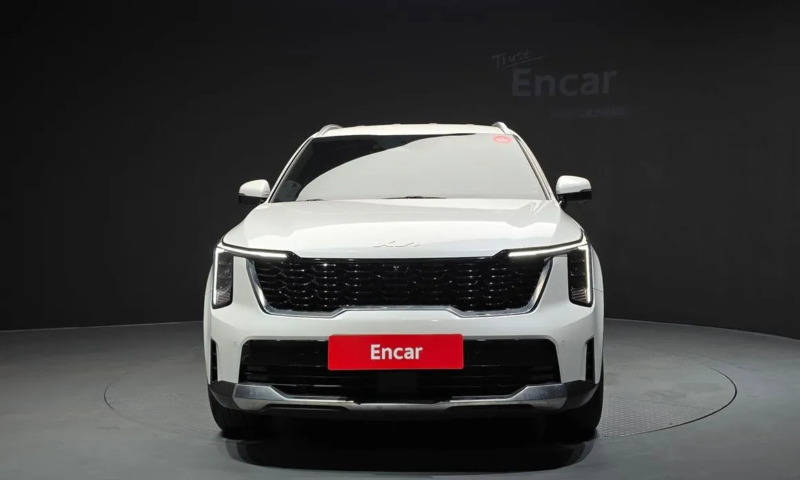 Kia Sorento — фото 8
